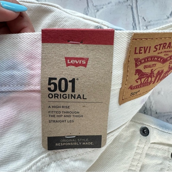 NWT Levi’s 501 white high rise fitted hip and thigh straight leg jeans 27x32 - Picture 10 of 14